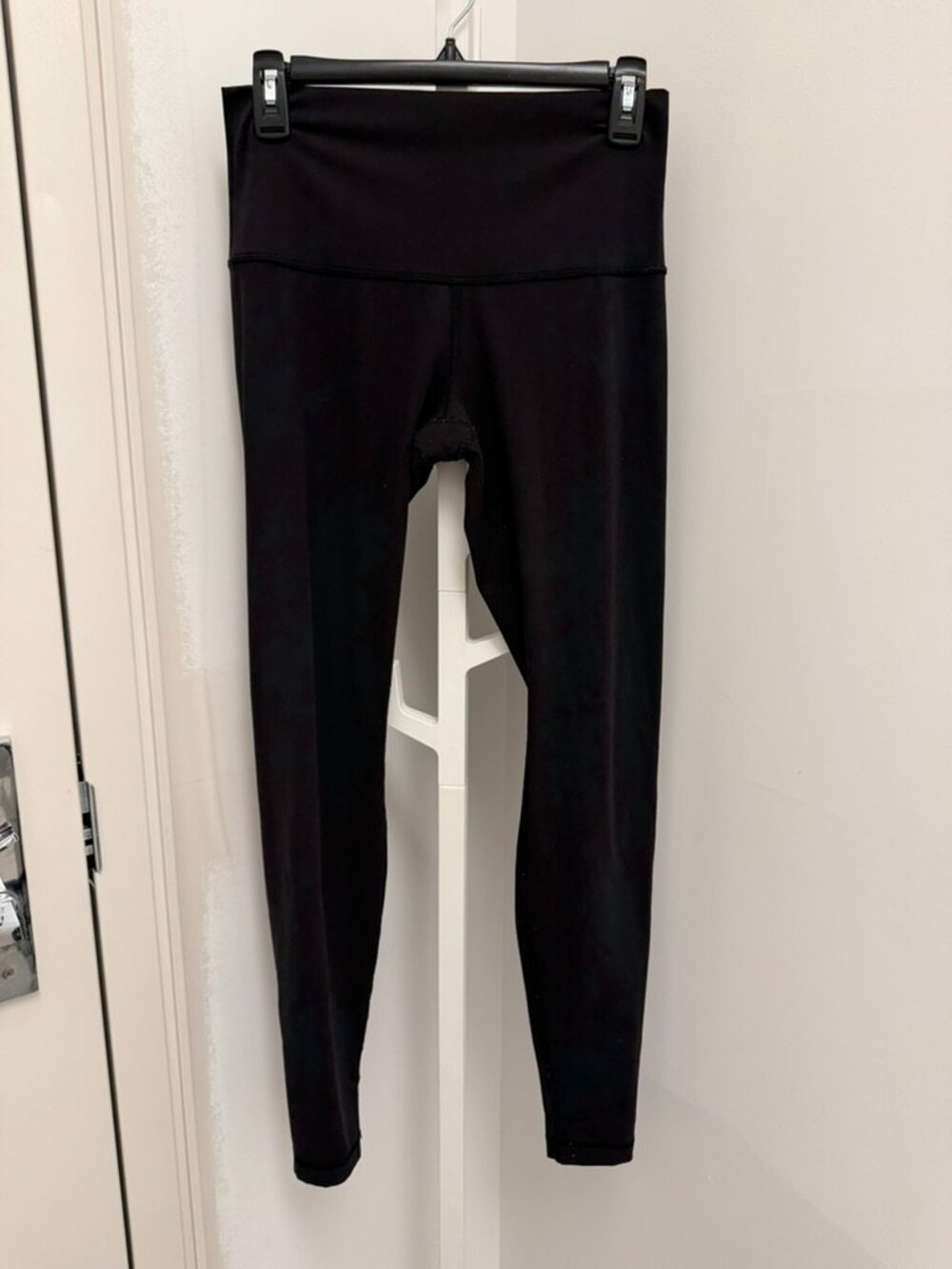 lululemon Black Align Leggings - Size 6